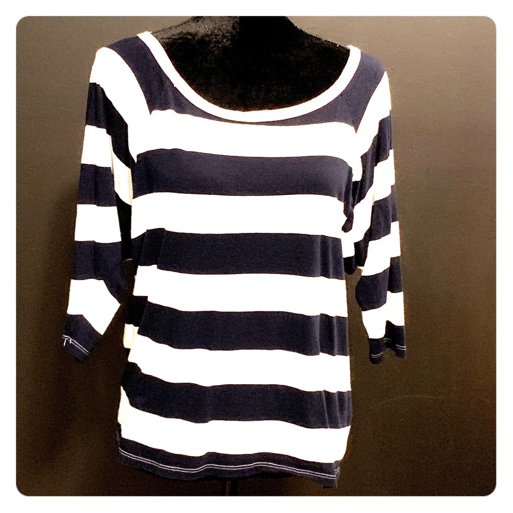 Chelsea & Theodore Top